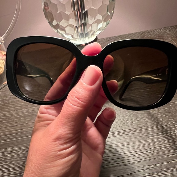 Versace Sunglasses - Picture 9 of 10